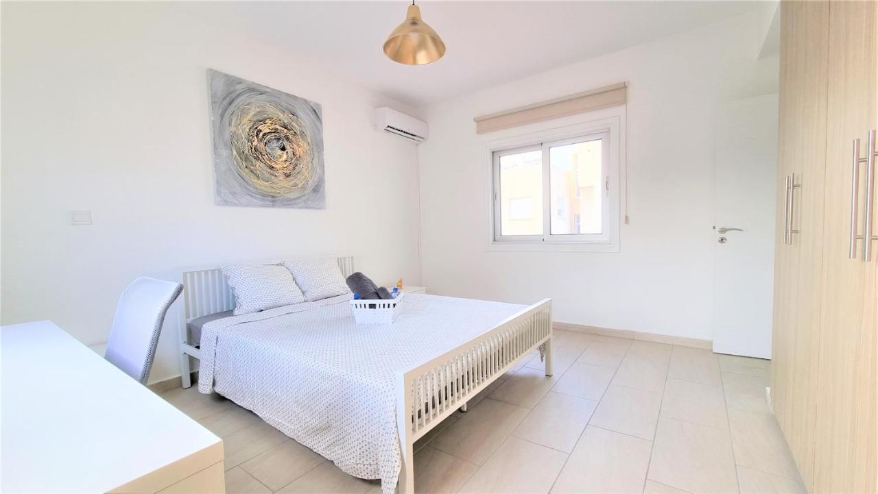 Spacious Lightflooded 2Br Apt / Near Center & Harbour Ларнака Экстерьер фото